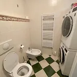 Huge Two Floor On The Park Colonnade, 160 Sqm 卡罗维发利