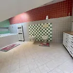 Huge Two Floor On The Park Colonnade, 160 Sqm 卡罗维发利