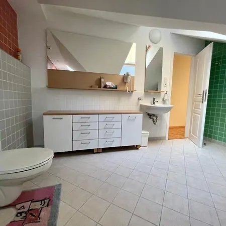 Apartment Huge Two Floor On The Park Colonnade With Free Parking For One Car, 160 Sqm