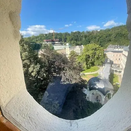 Apartment Huge Two Floor On The Park Colonnade With Free Parking For One Car, 160 Sqm Karlovy Vary