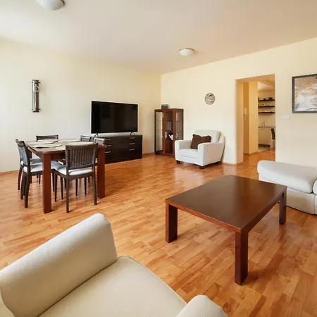 Huge Two Floor On The Park Colonnade, 160 Sqm *
