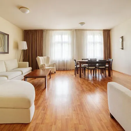 Appartement Huge Two Floor On The Park Colonnade, 160 Sqm