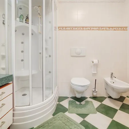 Huge Two Floor On The Park Colonnade, 160 Sqm * Karlovy Vary