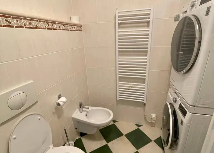 Huge Two Floor On The Park Colonnade, 160 Sqm Karlovy Vary